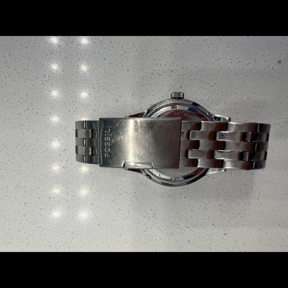 Fossil Watch - Picture 2 of 2